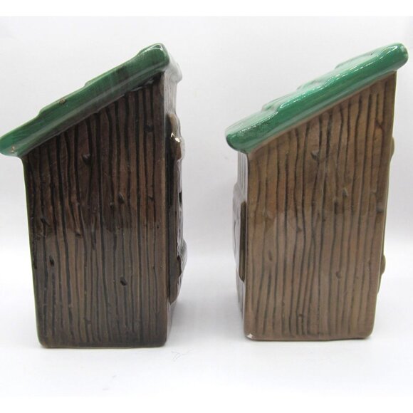 Novelty Outhouse Shaped Salt and Pepper Ceramic Shaker Set - Picture 4 of 10